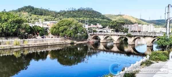 �彭�^(q��)�ӏ�(qi��ng)�������o(h��)������Ϫˮ�尶�G    �彭�^(q��)���L(zh��ng)�k���D.jpg