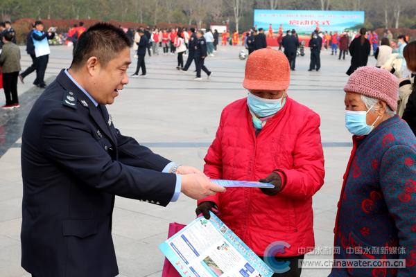 ���^(gu��)���İ������v�S�ӱ��o(h��)�� (2).JPG